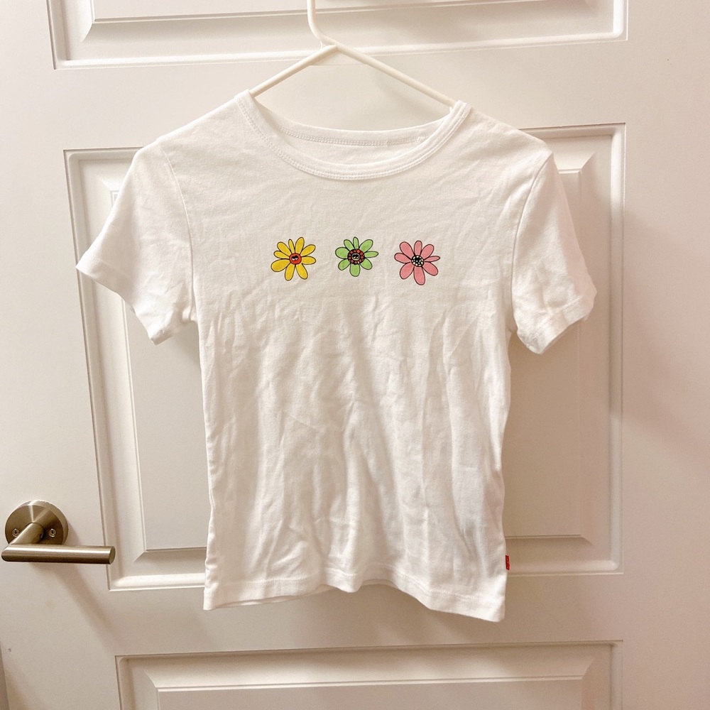 White t shirt